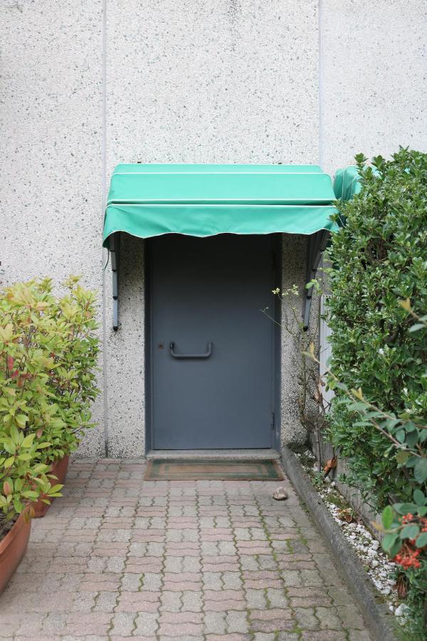 Sleep Inn Assago With Balcony - 8 Екстериор снимка