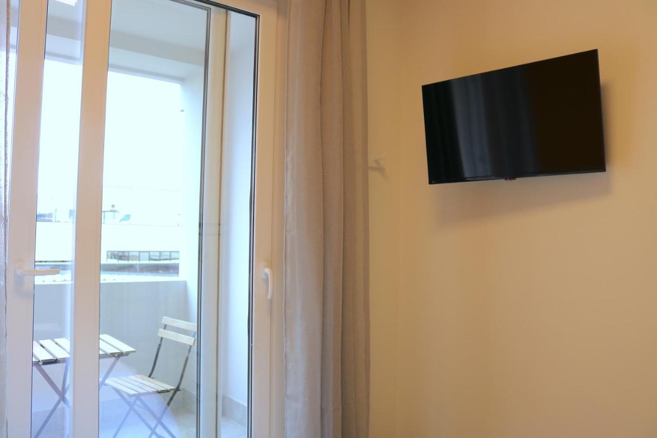 Sleep Inn Assago With Balcony - 8 Екстериор снимка