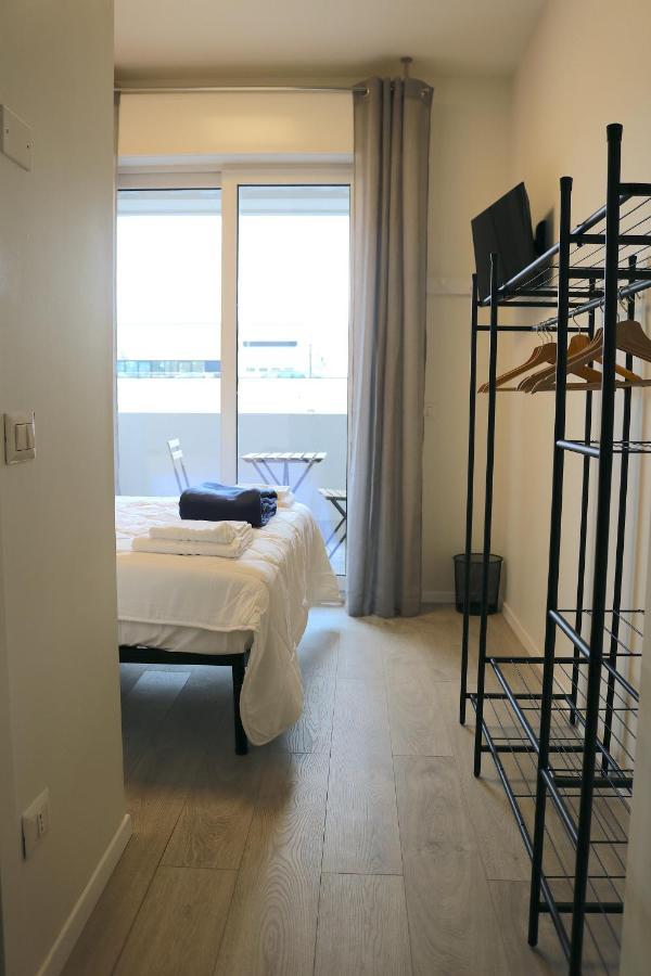 Sleep Inn Assago With Balcony - 8 Екстериор снимка